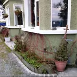 Hidden Hearts Self Catering & Hottub *