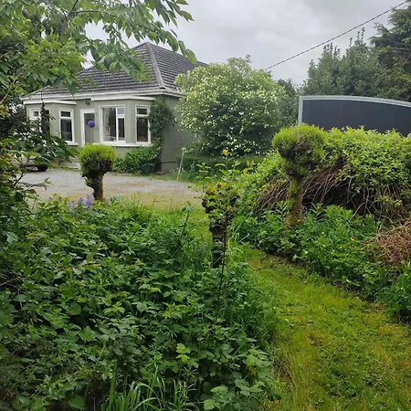 Hidden Hearts Self Catering & Hottub רוסקראה