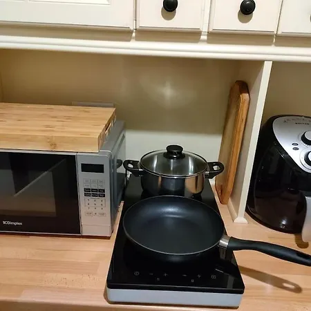 아파트 Hidden Hearts Self Catering & Hottub 로스크리