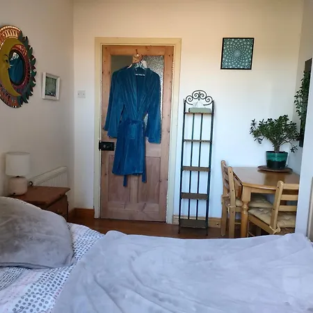 Hidden Hearts Self Catering & Hottub * רוסקראה