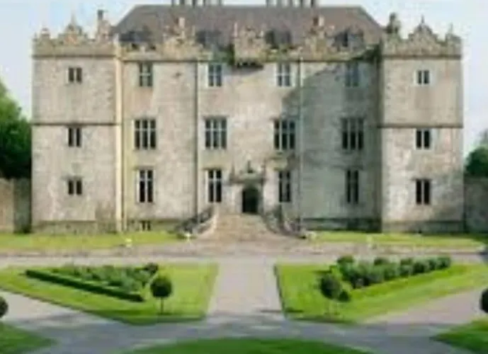 아파트 Hidden Hearts Self Catering & Hottub