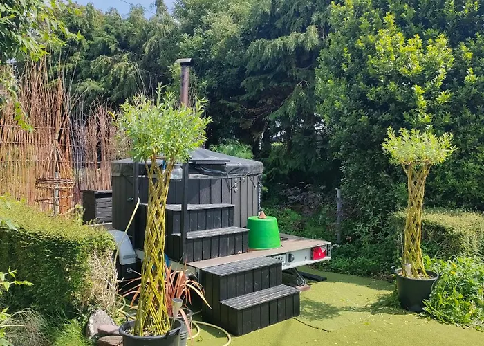 Hidden Hearts Self Catering & Hottub 아파트